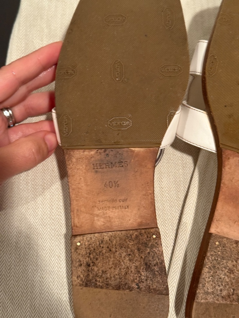Hermes White Oran Sandals Size 40.5 - Picture 5 of 6